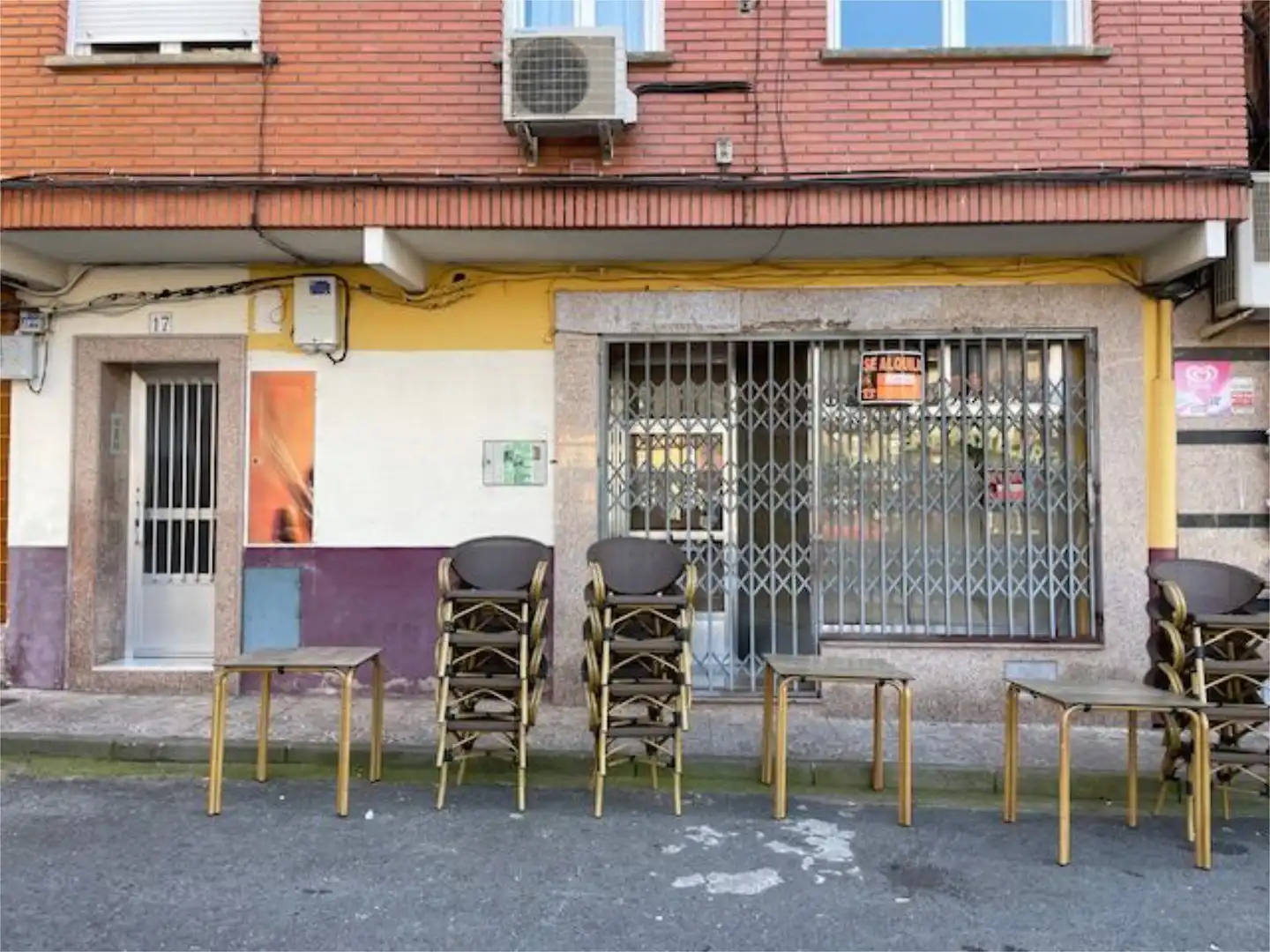 Local de alquiler en Plaza la Viñuela, 17, Losar de la Vera Vista exterior de Local de alquiler en Losar de la Vera