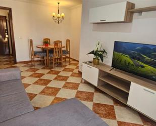 Living room of Flat to rent in  Sevilla Capital  with Air Conditioner, Terrace and Balcony