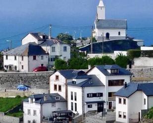 Vista exterior de Casa o xalet en venda en Valdés - Luarca amb Terrassa