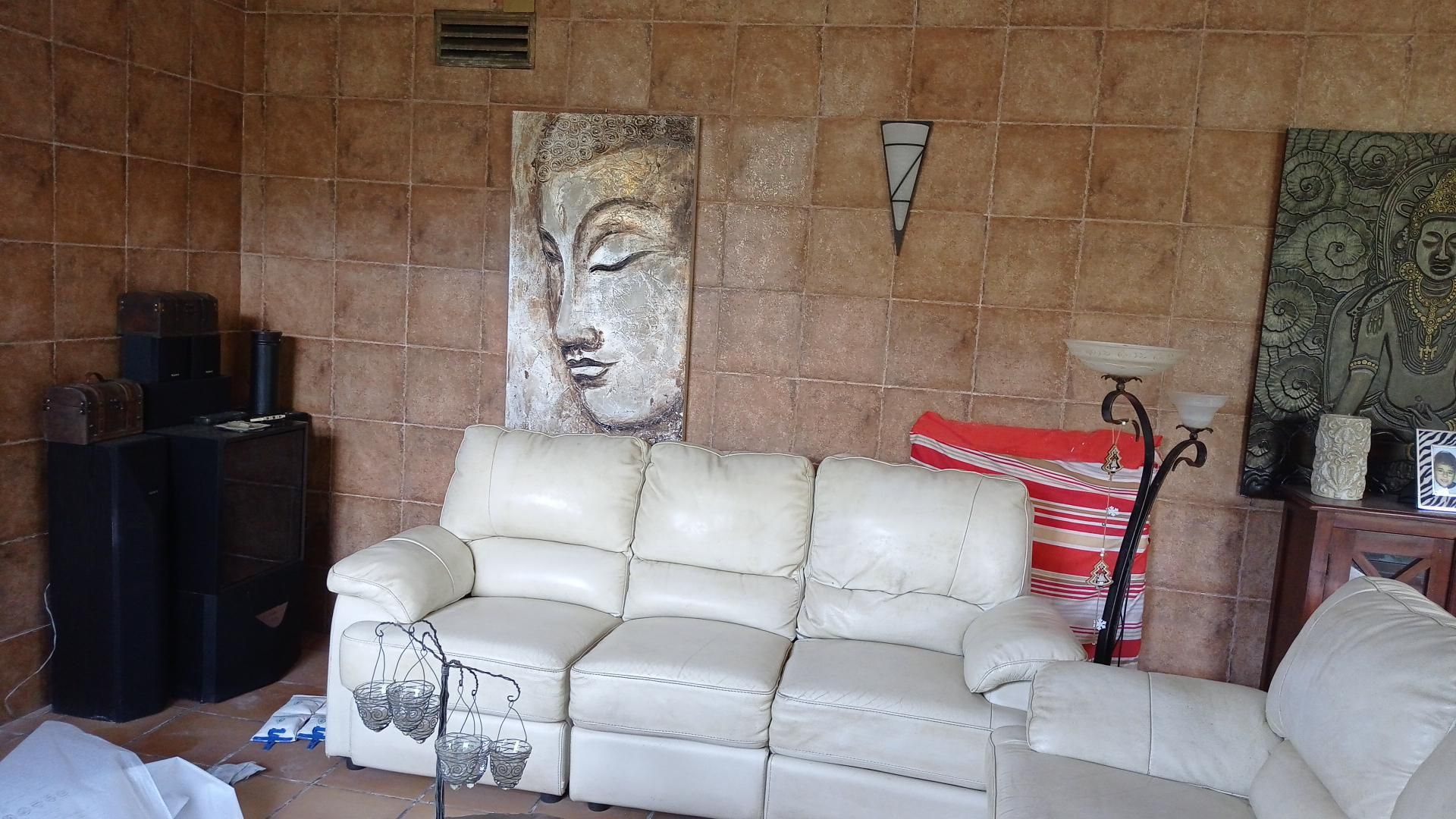 Sala d'estar de Planta baixa de lloguer en Vallirana amb Jardí privat, Moblat i TV