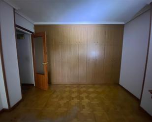 Bedroom of Flat for sale in Torrelavega 