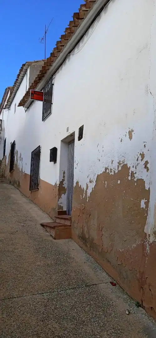 Casa adosada en venta en Plaza Iglesia, 7, Higueruela Vista exterior de Casa adosada en venta en Higueruela con Trastero