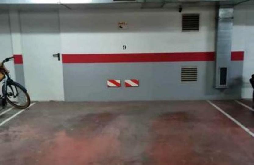 Garage for rent in Carrer del Cardenal Rossell, 9, El Coll d'en Rabassa, Palma de Mallorca - image 1 Photo 1 of Garage for rent in Carrer del Cardenal Rossell, 9, El Coll d'en Rabassa, Palma de Mallorca