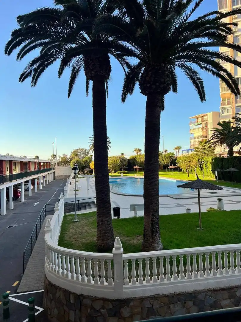 Apartament en venda a Avinguda de la Condomina, Albufereta Piscina de Apartament en venda en Alicante / Alacant amb Terrassa, Traster i Aparcament comunitari