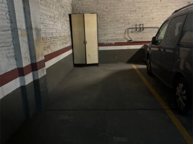 Garaje en Alquiler en Carrer de Romans, 5 en El Camp d'en Grassot i Gràcia Nova