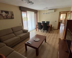 Living room of Flat to rent in Alicante / Alacant  with Air Conditioner, Swimming Pool and Balcony