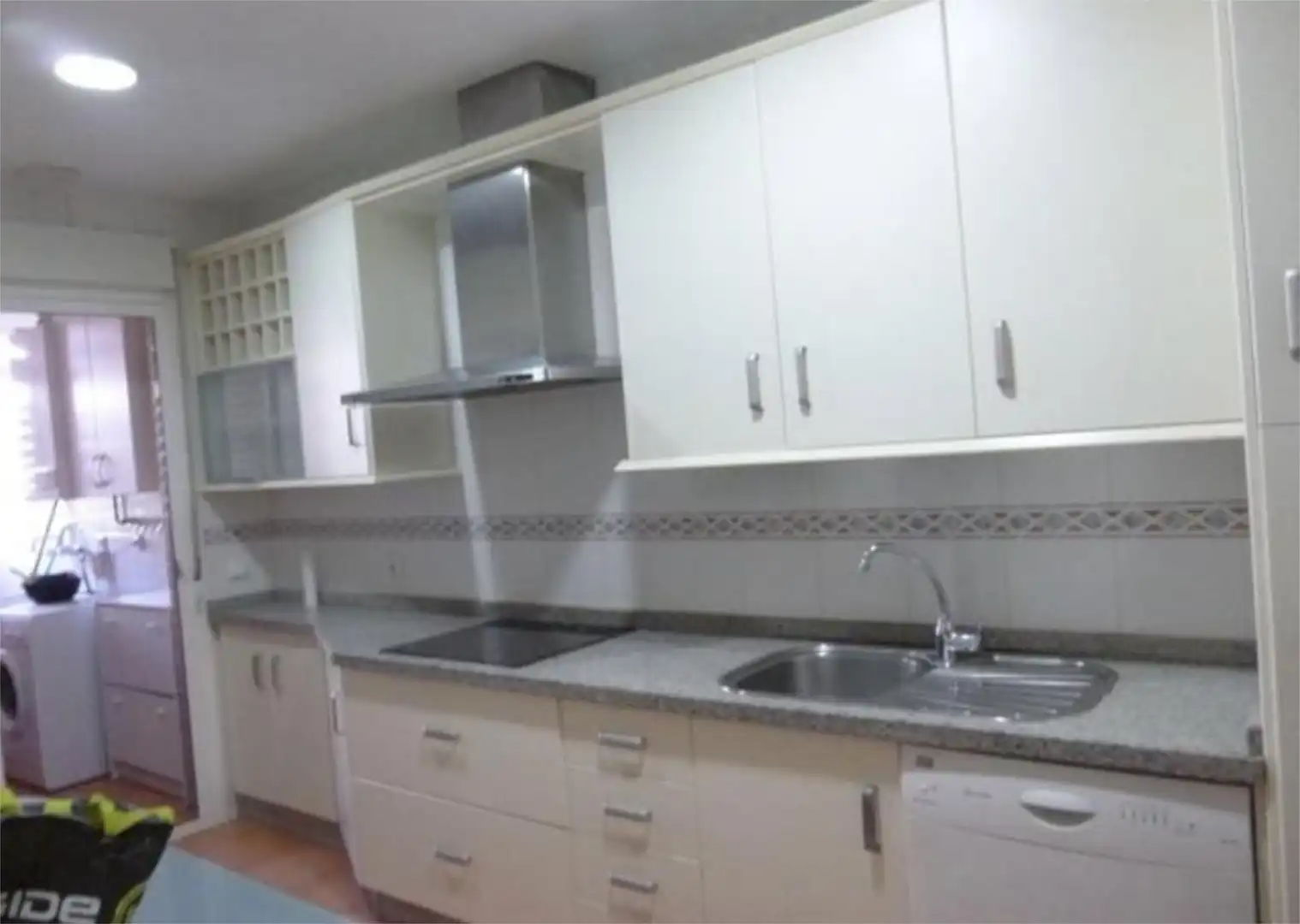 Küche von Wohnung zur untervermieten in Granada mit Klimaanlage, Heizung und Privatgarten