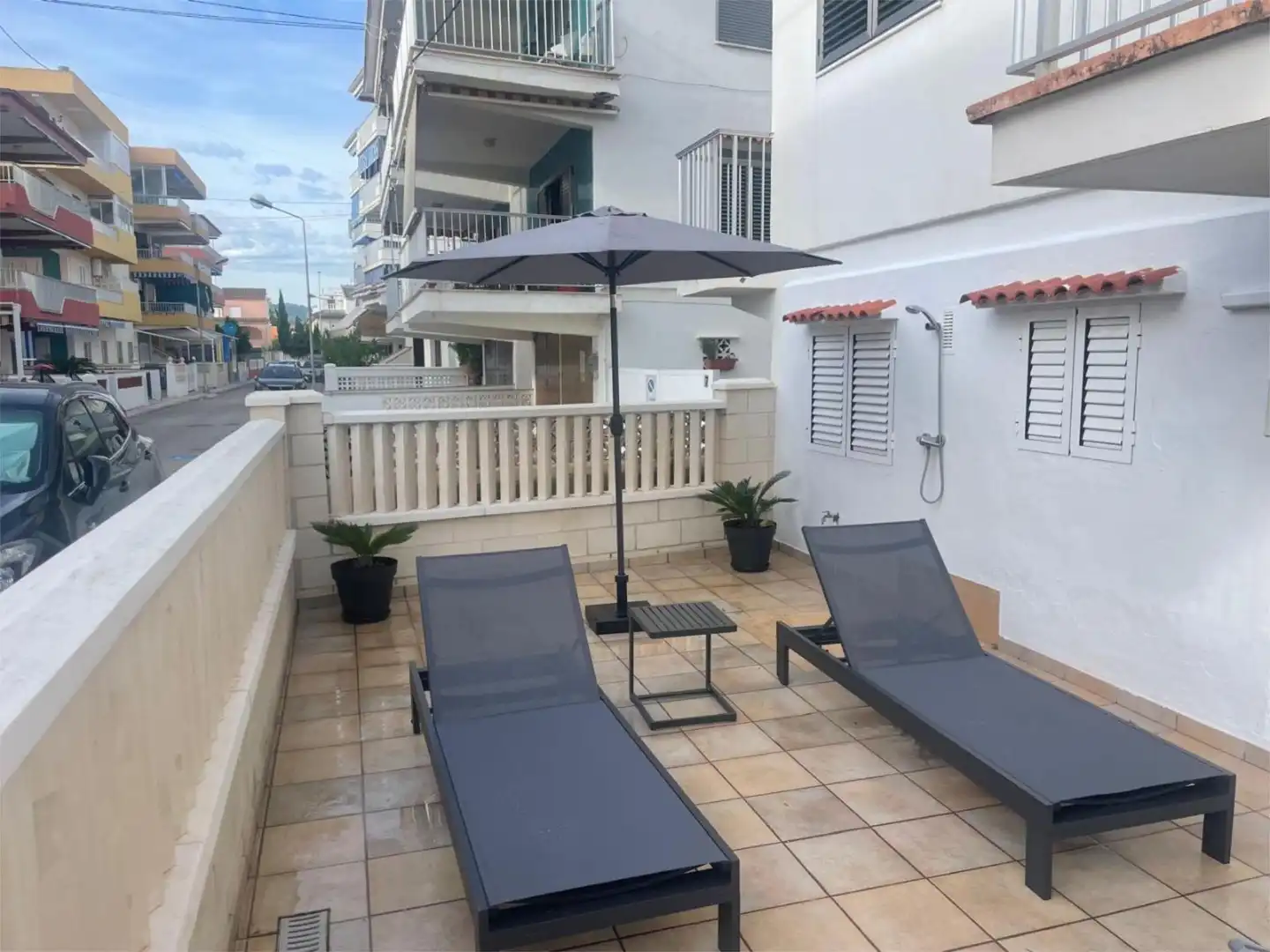 Piso de alquiler en Carrer de l'Illa de Xipre, 9, Oliva Playa Terraza de Piso de alquiler en Oliva con Aire acondicionado, Calefacción y Jardín privado