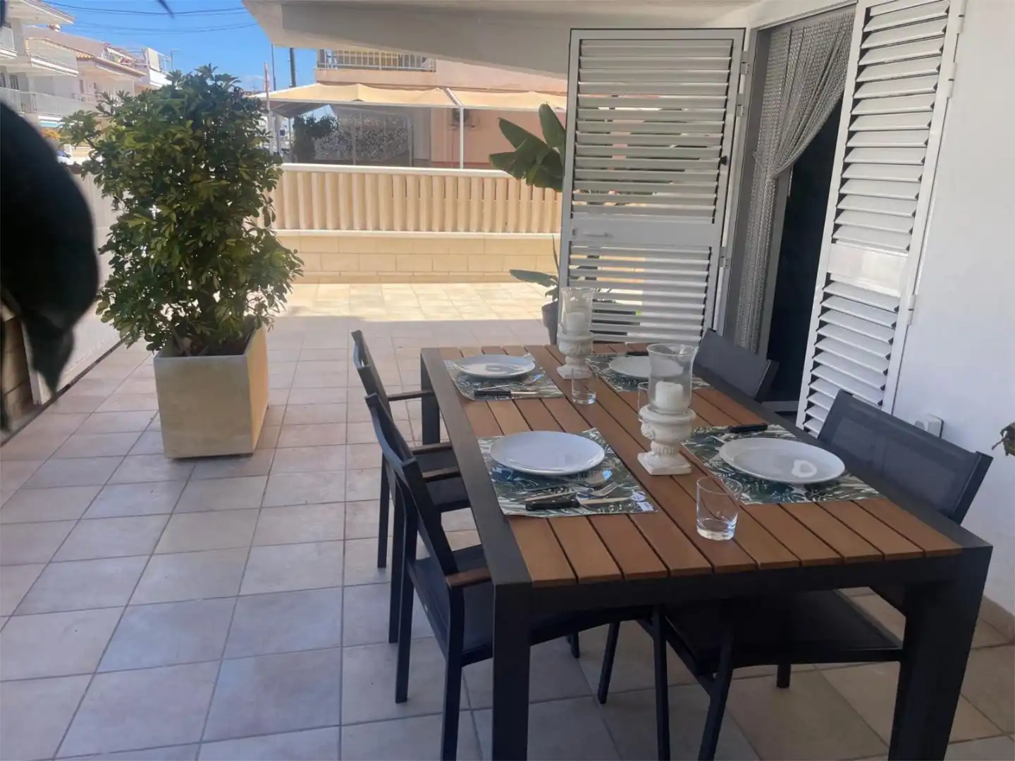 Piso de alquiler en Carrer de l'Illa de Xipre, 9, Oliva Playa Terraza de Piso de alquiler en Oliva con Aire acondicionado, Calefacción y Jardín privado
