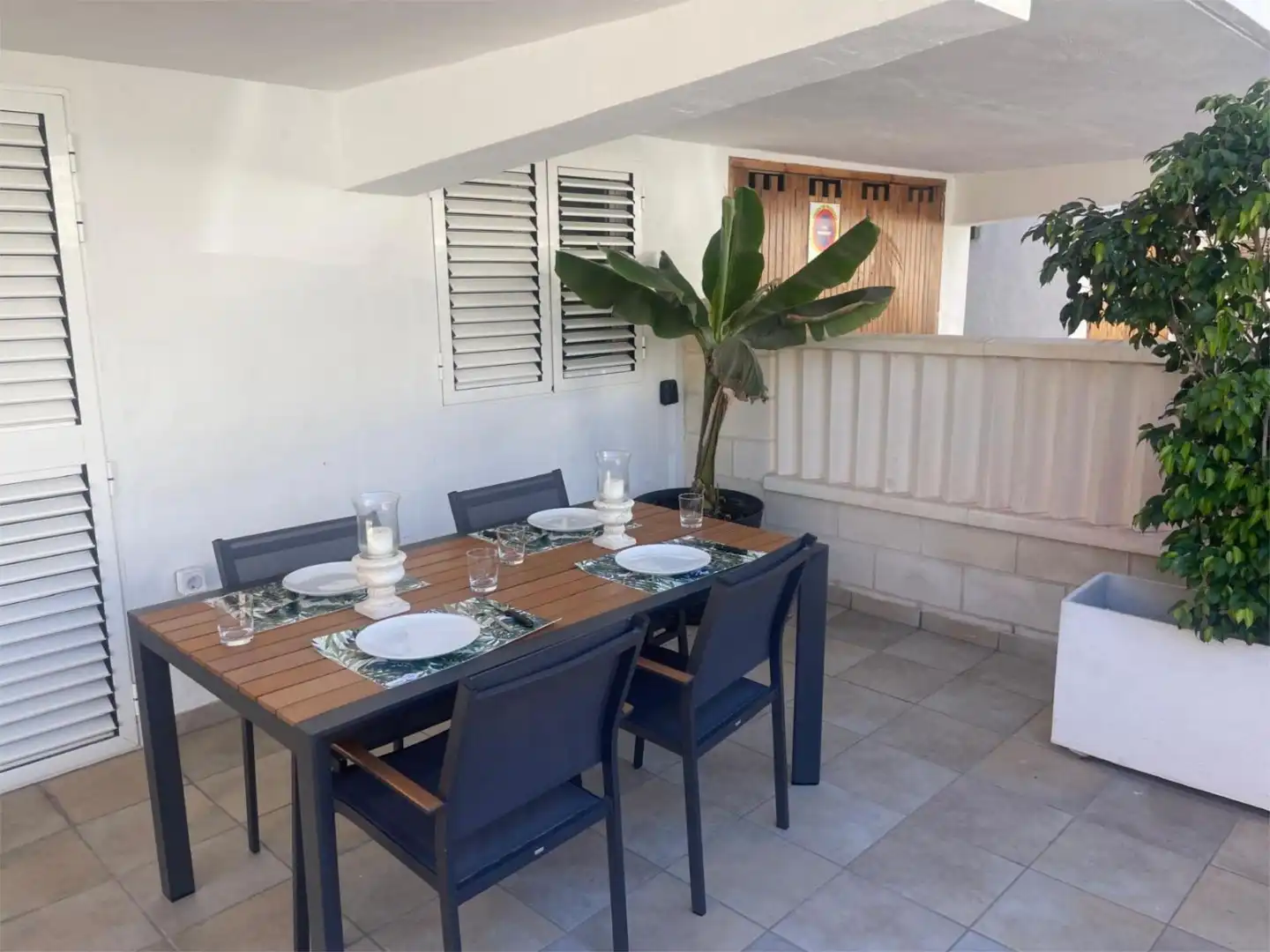 Piso de alquiler en Carrer de l'Illa de Xipre, 9, Oliva Playa Terraza de Piso de alquiler en Oliva con Aire acondicionado, Calefacción y Jardín privado