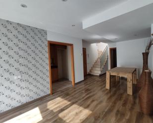 Duplex for sale in Tona