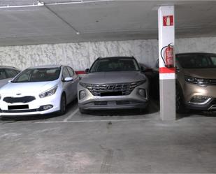 Parkplatz von Garage miete in Salt