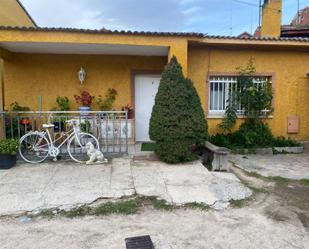 Exterior view of House or chalet for sale in Moralzarzal  with Heating, Terrace and Furnished