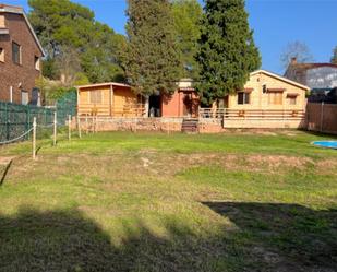 Vista exterior de Casa o xalet en venda en El Bruc amb Jardí privat, Parquet i Terrassa