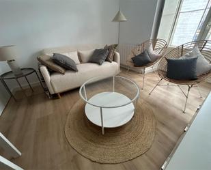 Living room of Flat for sale in  Madrid Capital  with Air Conditioner and Balcony