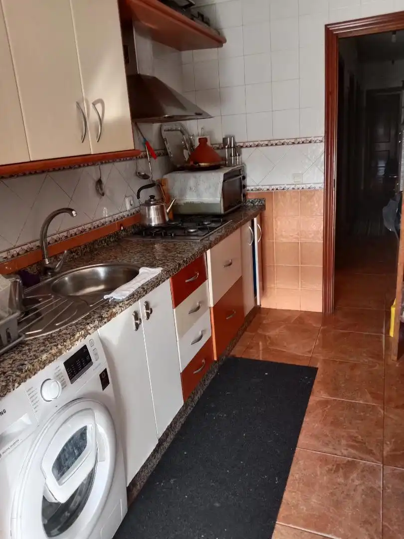 Cuina de Pis en venda en Lucena del Puerto amb Moblat, Forn i Rentadora