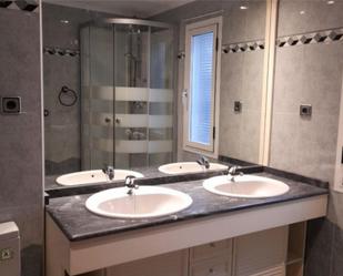 Bathroom of Flat for sale in Rivas-Vaciamadrid  with Air Conditioner and Swimming Pool