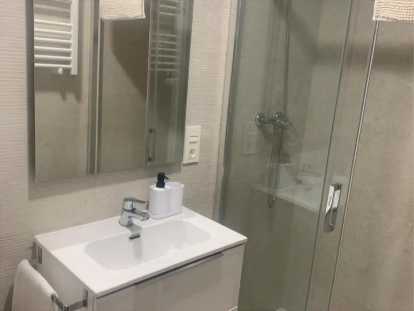 Flat for rent in Carrer d'Alloza, 50, Casco Histórico