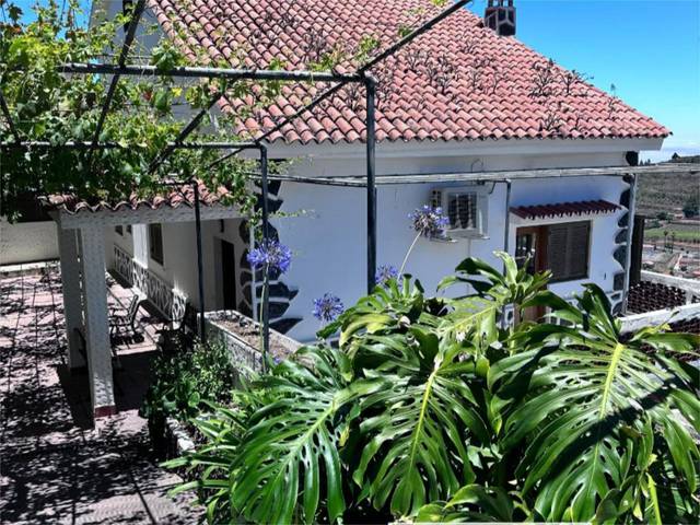 Casa-chalet en Venta en Calle la Asomada, 36 en Vega de San Mateo