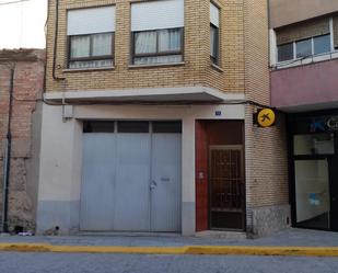 Exterior view of Single-family semi-detached for sale in Torres de Segre  with Air Conditioner and Terrace