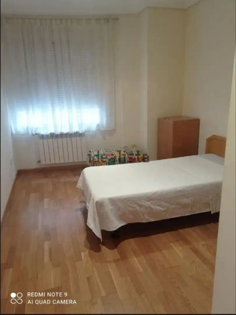 Schlafzimmer von Wohnung zum Verkauf in Narón mit Klimaanlage