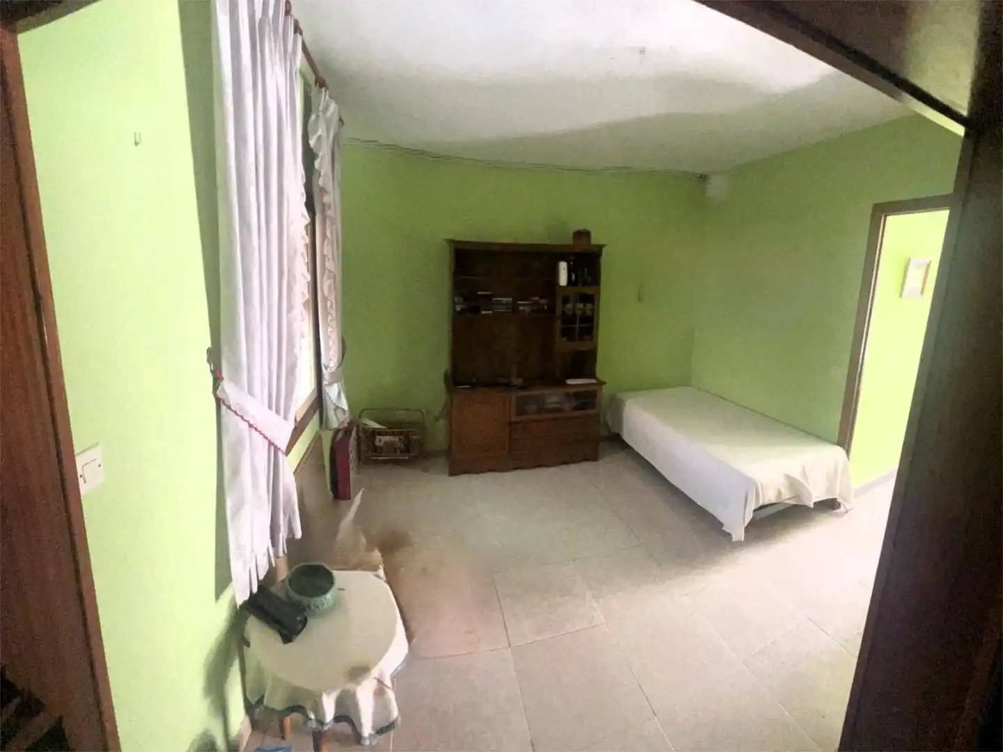 Casa adosada en venta en Calle Azorín, 60, Berja Habitación de Casa adosada en venta en Berja con Aire acondicionado, Calefacción y Terraza