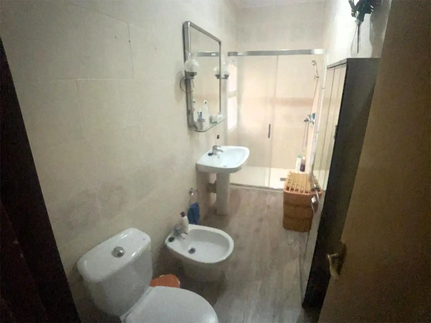 Casa adosada en venta en Calle Azorín, 60, Berja Baño de Casa adosada en venta en Berja con Aire acondicionado, Calefacción y Terraza