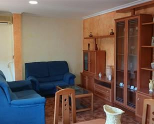 Living room of Flat to rent in Puertollano  with Air Conditioner, Terrace and Balcony