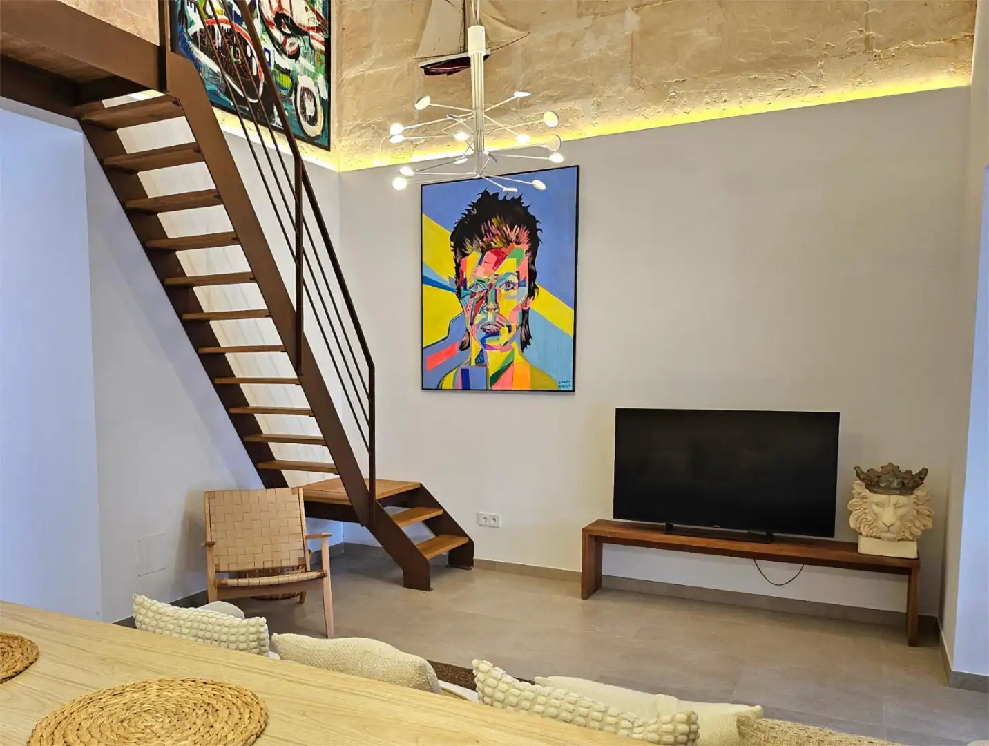 Wohnzimmer von Einfamilien-Reihenhaus zum Verkauf in Ses Salines mit Klimaanlage und Terrasse