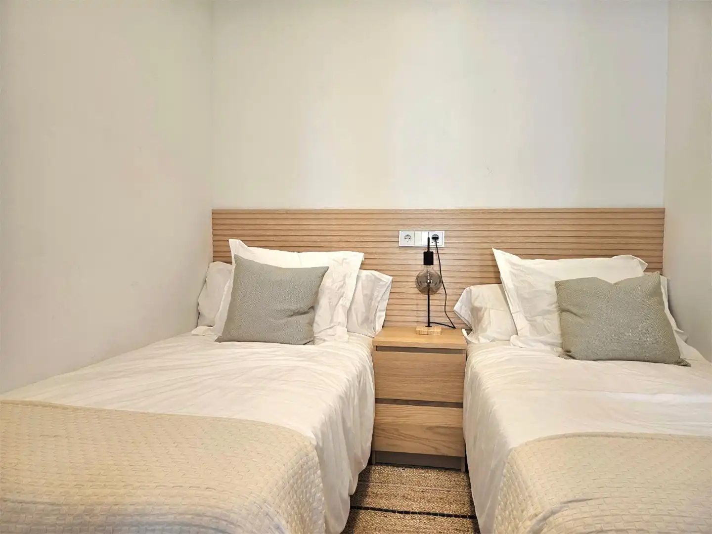Schlafzimmer von Einfamilien-Reihenhaus zum Verkauf in Ses Salines mit Klimaanlage und Terrasse