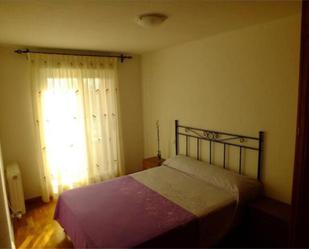 Bedroom of Flat to rent in Ávila Capital  with Swimming Pool