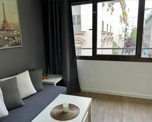 Bedroom of Flat to rent in  Madrid Capital  with Air Conditioner