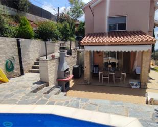 Piscina de Casa o xalet en venda en Castellar del Vallès amb Aire condicionat, Terrassa i Piscina