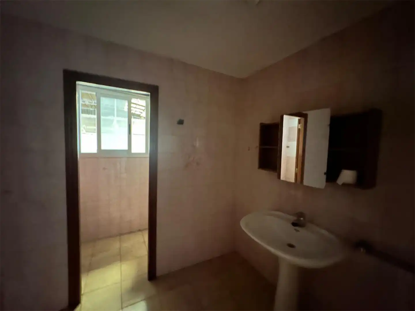 Büro zur Miete in Avenida Enrique Gimeno, Ciutat del Transport - La Salera Badezimmer von Büro zur Miete in Castellón de la Plana / Castelló de la Plana