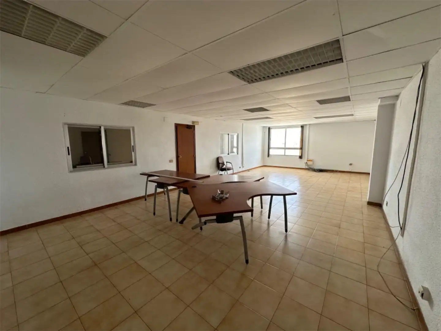 Büro zur Miete in Avenida Enrique Gimeno, Ciutat del Transport - La Salera Büro zur Miete in Castellón de la Plana / Castelló de la Plana