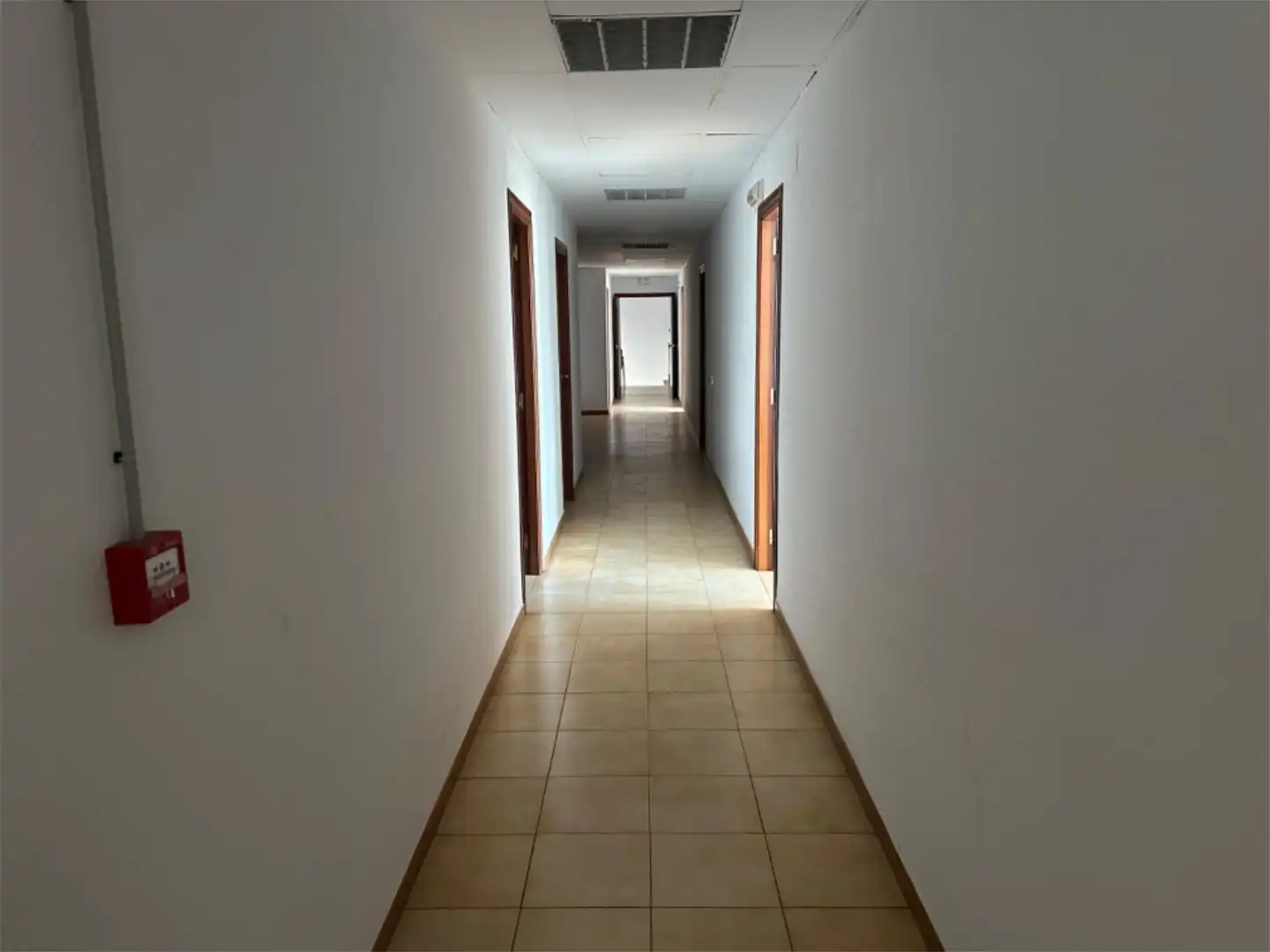 Büro zur Miete in Avenida Enrique Gimeno, Ciutat del Transport - La Salera Büro zur Miete in Castellón de la Plana / Castelló de la Plana