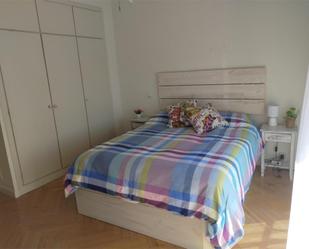 Bedroom of Flat to share in Boadilla del Monte  with Air Conditioner