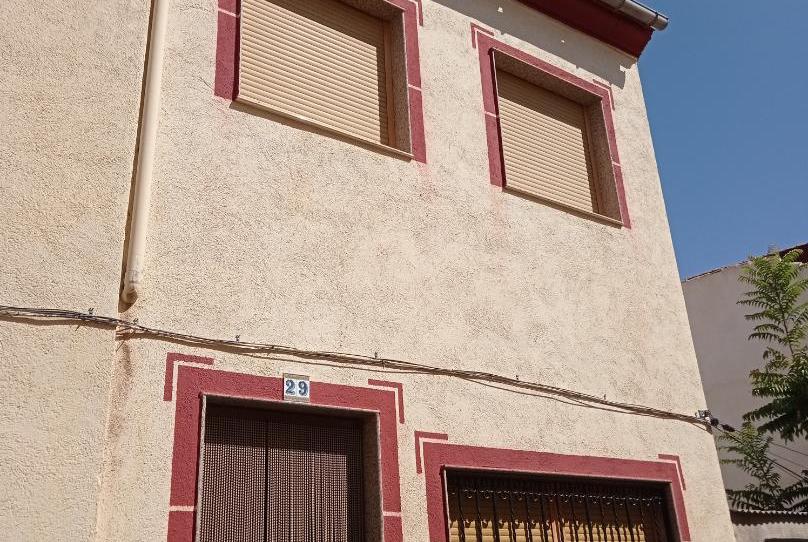 Casa adosada en venda a Calle Primero de Mayo, 31, Bélmez de la Moraleda, Jaén - imatge 1 Foto 1 de Casa adosada en venda a Calle Primero de Mayo, 31, Bélmez de la Moraleda, Jaén