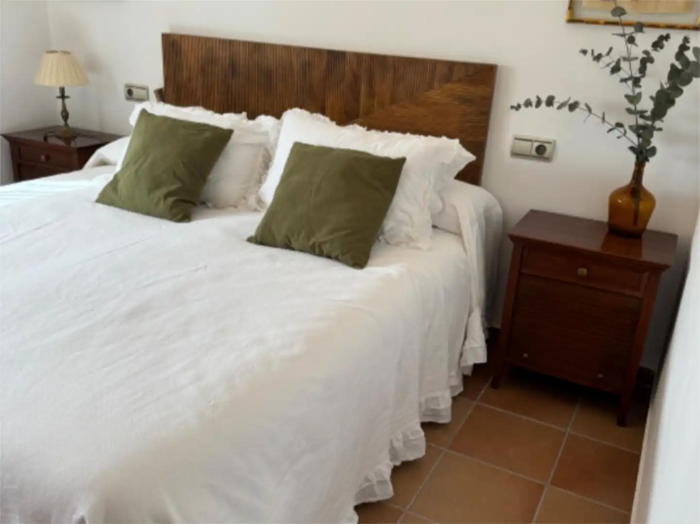 Casa o xalet en venda a CM-3200, 10, Castellar de Santiago Dormitori de Casa o xalet en venda en Castellar de Santiago amb Aire condicionat, Calefacció i Jardí privat