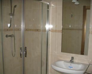 Bathroom of Flat for sale in Oropesa del Mar / Orpesa  with Air Conditioner, Terrace and Balcony