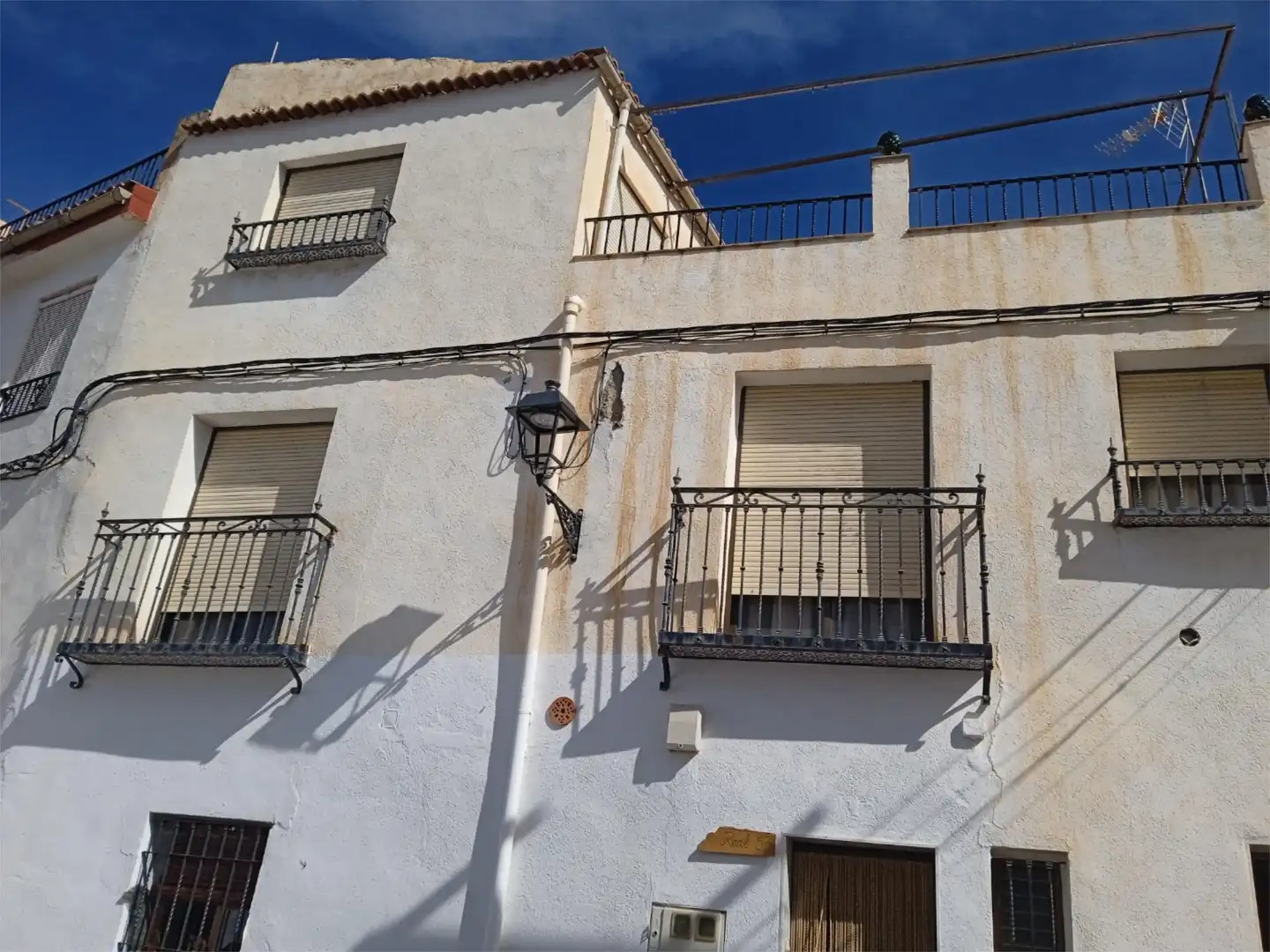 Casa adosada en venda a Calle Real, 51, Aldeire Vista exterior de Casa adosada en venda en Aldeire amb Terrassa i Balcó