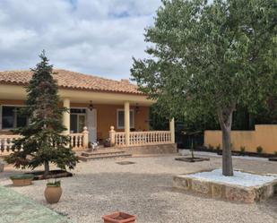 Vista exterior de Casa o xalet en venda en Cocentaina amb Aire condicionat, Terrassa i Piscina