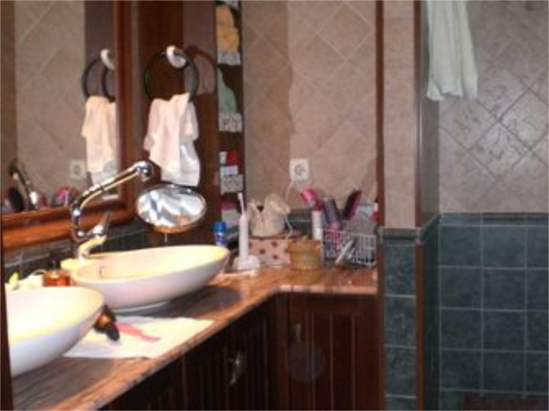 Bathroom of Flat for sale in Alhaurín El Grande  with Air Conditioner, Terrace and Storage room