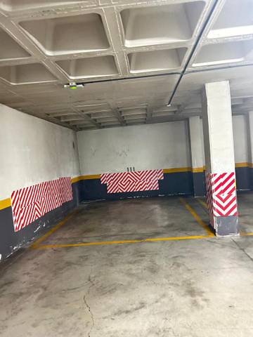 Garaje en Alquiler en Calle de Suecia, 57 en Rosas - Musas