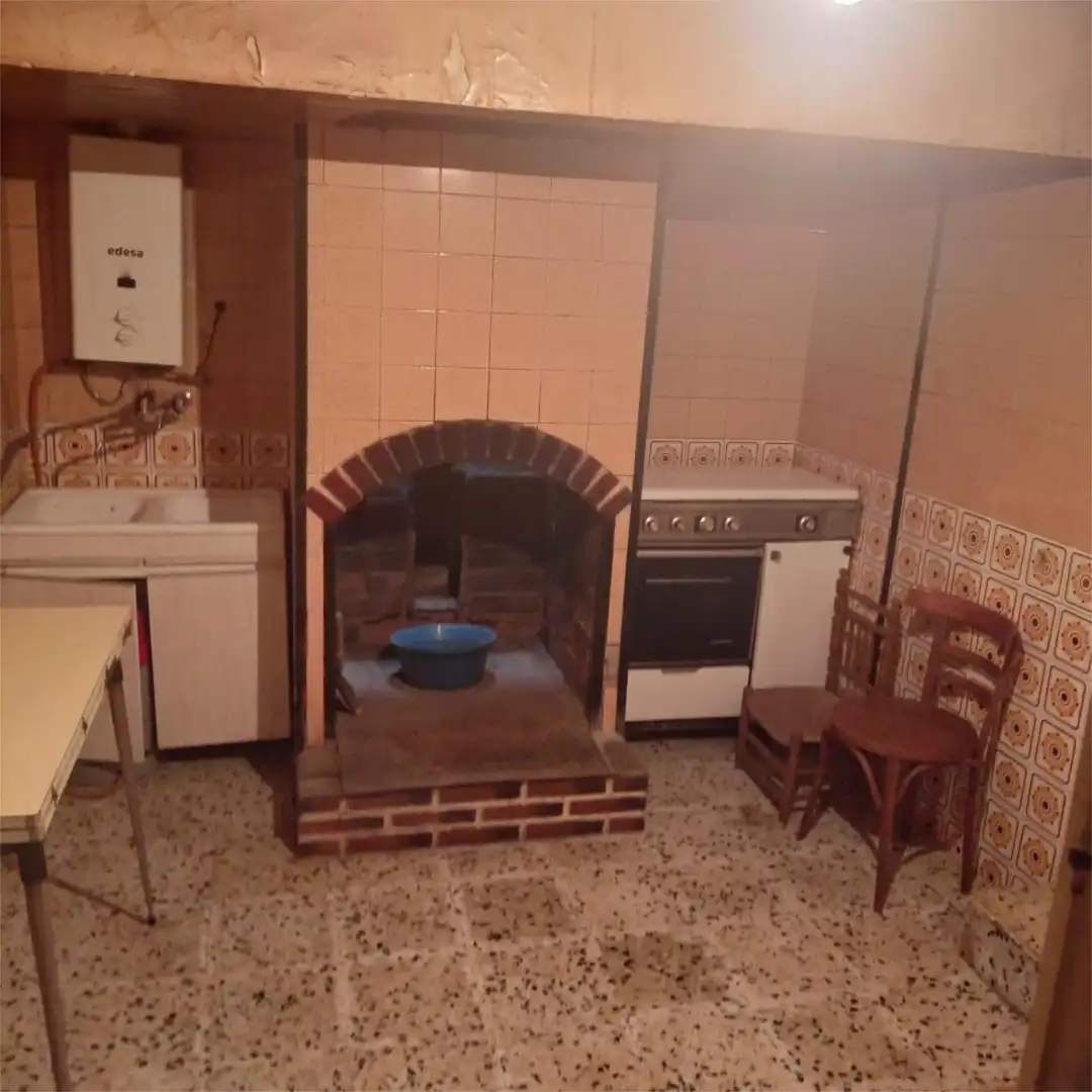 Casa adosada en venda a Calle Muelas, 11, San Pedro de la Nave-Almendra Casa adosada en venda a Calle Muelas, 11, San Pedro de la Nave-Almendra