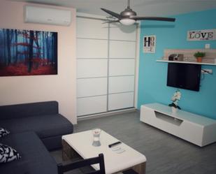 Living room of Flat to rent in Estepona