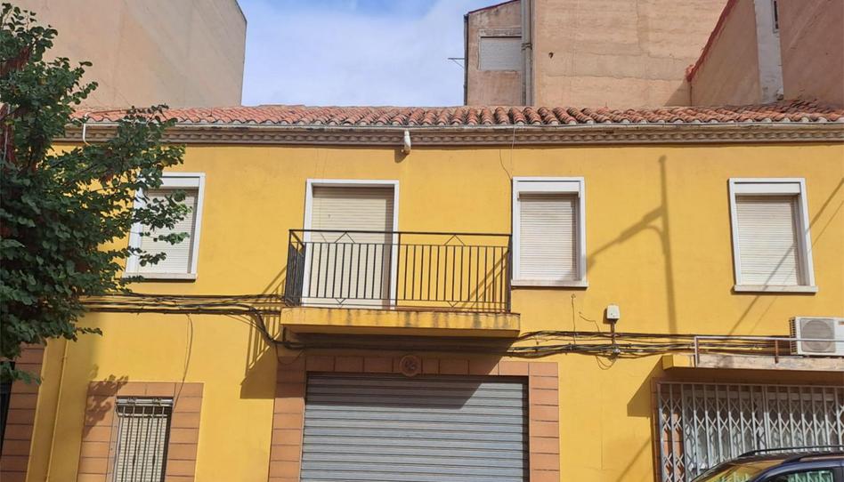 Casa adosada en venda a Calle Lope de Vega, 52, El Pilar, Albacete - imatge 1 Foto 1 de Casa adosada en venda a Calle Lope de Vega, 52, El Pilar, Albacete