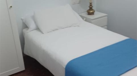 Foto 2 de Piso para compartir en Calle de Elvira de Hidalgo, 5, Doctor Cerrada,  Zaragoza Capital