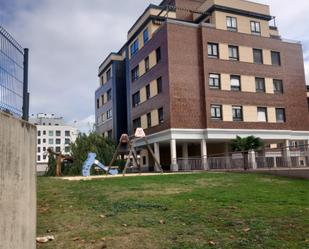 Exterior view of Flat to rent in Ávila Capital  with Heating, Private garden and Parquet flooring