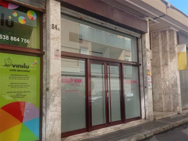 Local comercial en Alquiler en Carrer de Vilamar, 84 en Calafell Platja